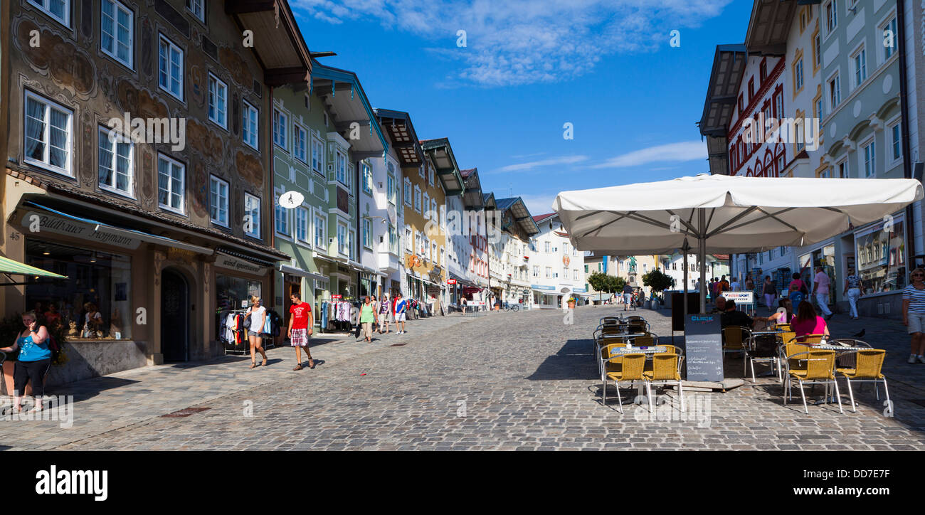 Germany, Bavaria, View of Pavement cafe à Market Street Banque D'Images