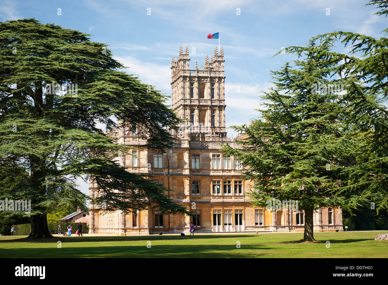 Château de Highclere Newbury Comte & Comtesse d'Carnarvan définition série de télévision montrent drama Downton Abbey élévation extérieures côté Banque D'Images