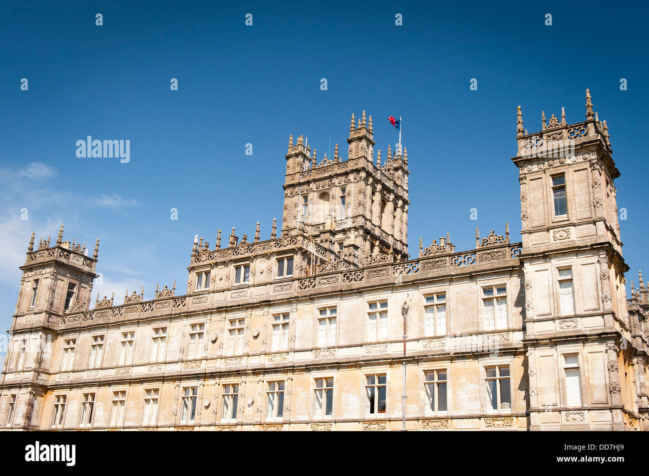 Château de Highclere Newbury Comte & Comtesse d'Carnarvan définition série de télévision montrent drama Downton Abbey élévation extérieur arrière Banque D'Images