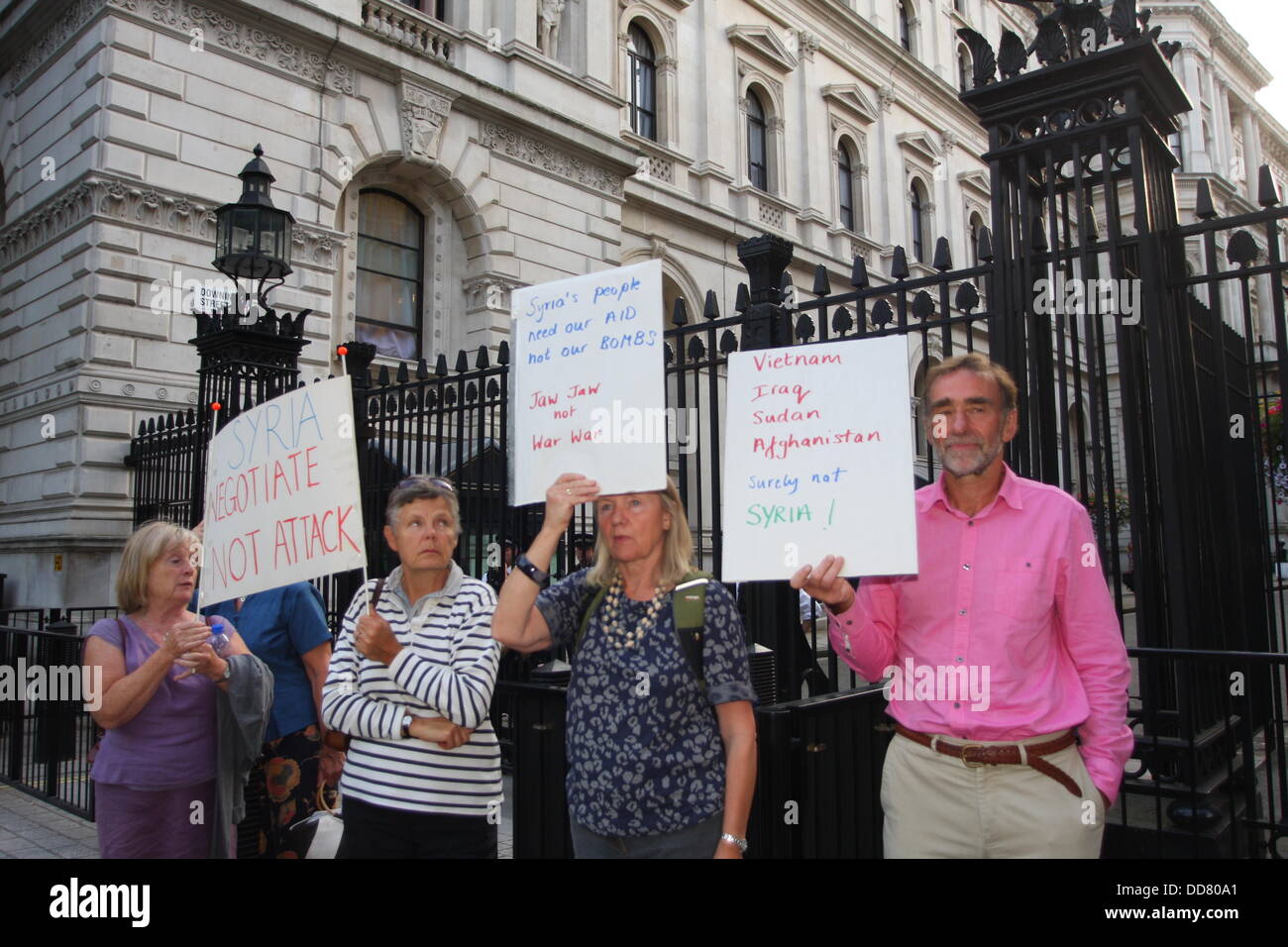 Londres les partisans de la coalition contre la guerre ont organisé une manifestation contre toute intervention militaire en Syrie Banque D'Images