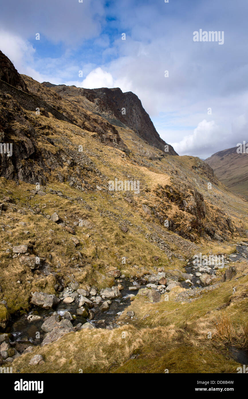 UK, Cumbria, Lake District, Honister Pass, Gatesgarthdale Beck Banque D'Images