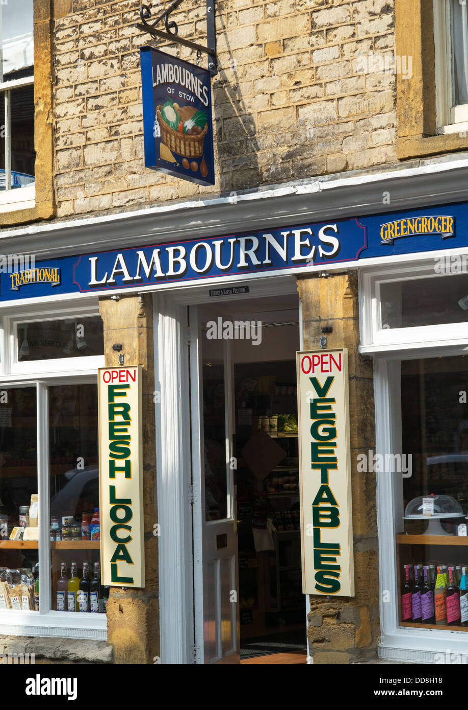 La famille Légumes shop Lambournes, Stow on the Wold, Cotswolds, Gloucestershire, Angleterre Banque D'Images