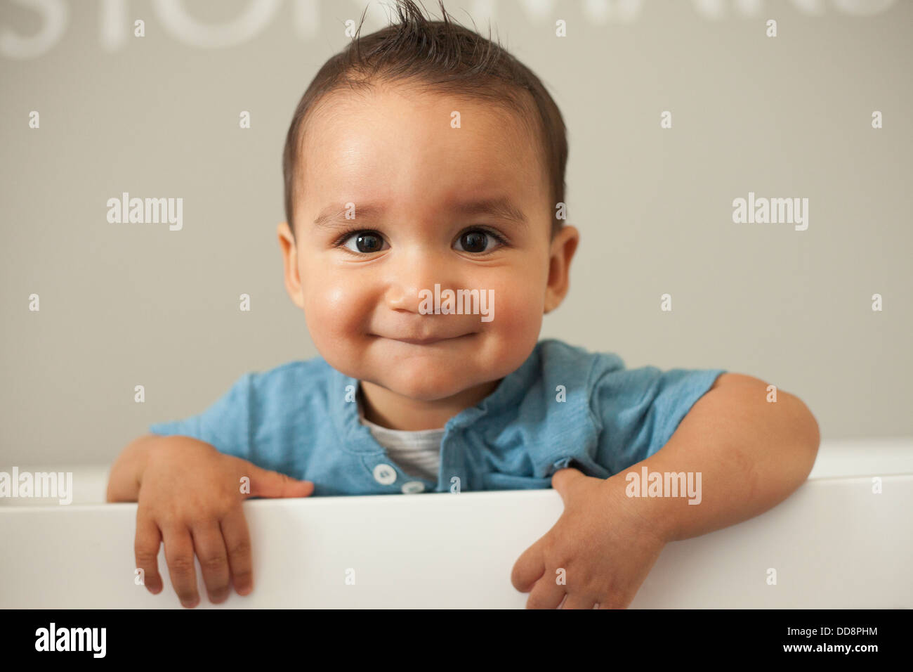 Mixed Race baby smiling Banque D'Images