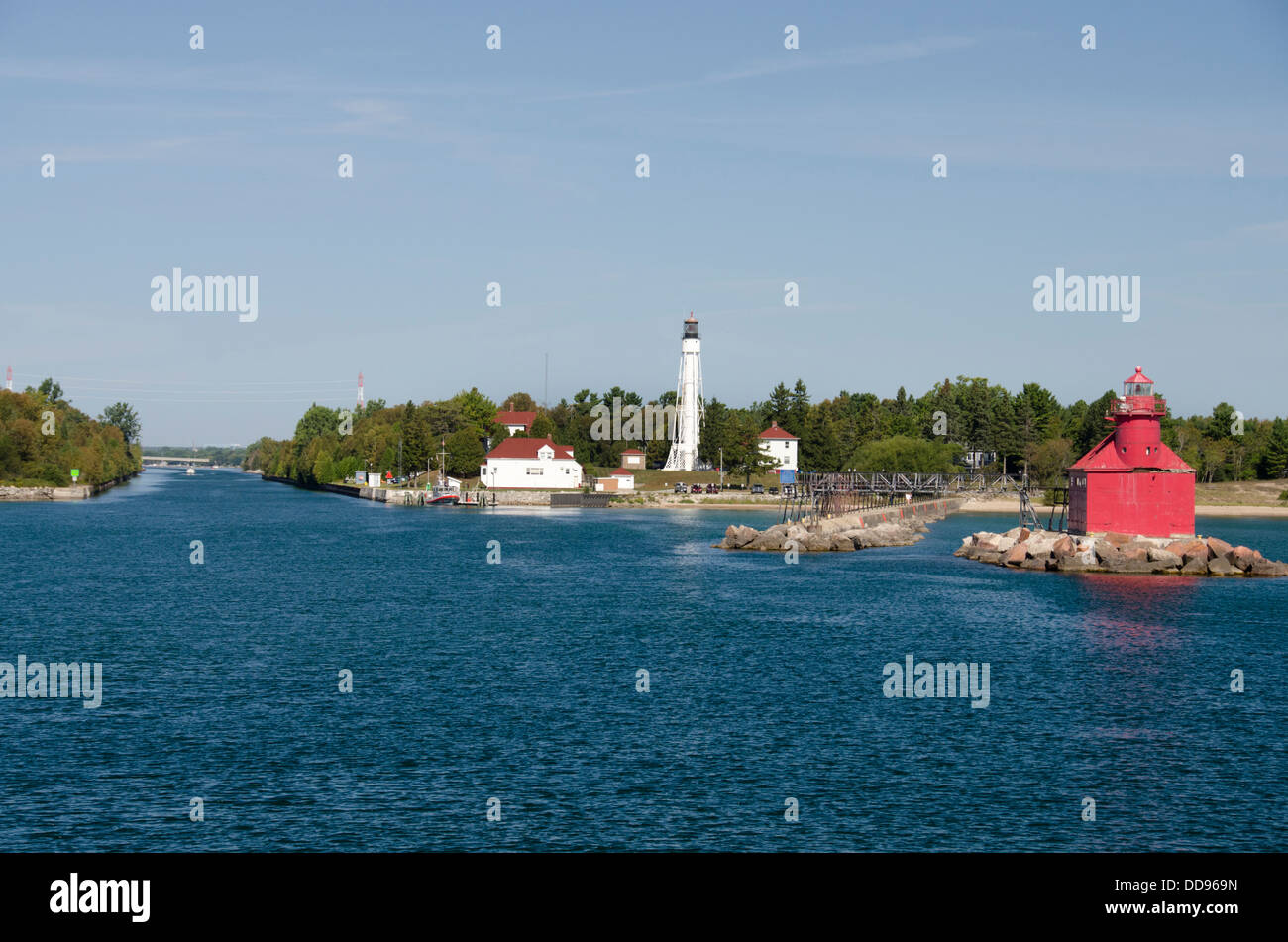 Lighthouse Rouges Rivage et le phare pierhead de sturgeon bay canal Banque de ...