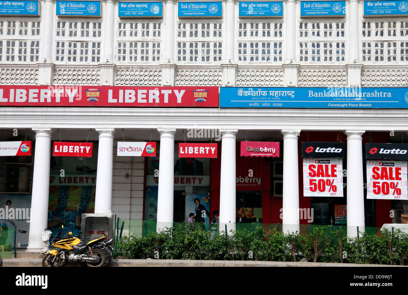 Chaussures et articles de cuir Liberty store Banque D'Images