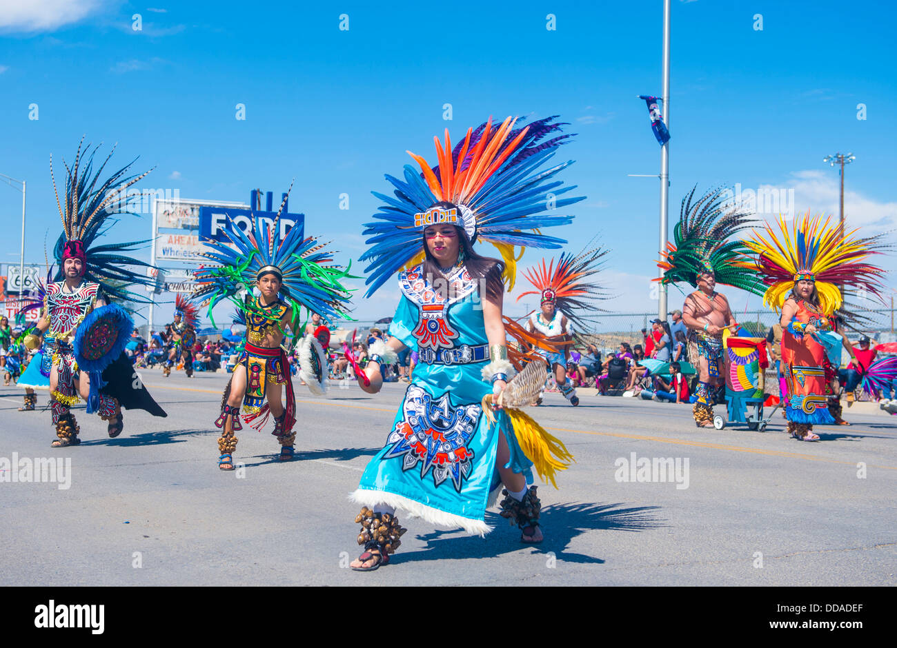 Aztecs dancers Banque de photographies et d’images à haute résolution ...