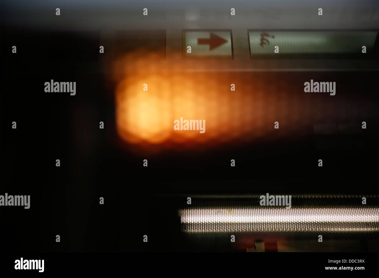 Arrière-plan de la flamme horizontale Banque D'Images