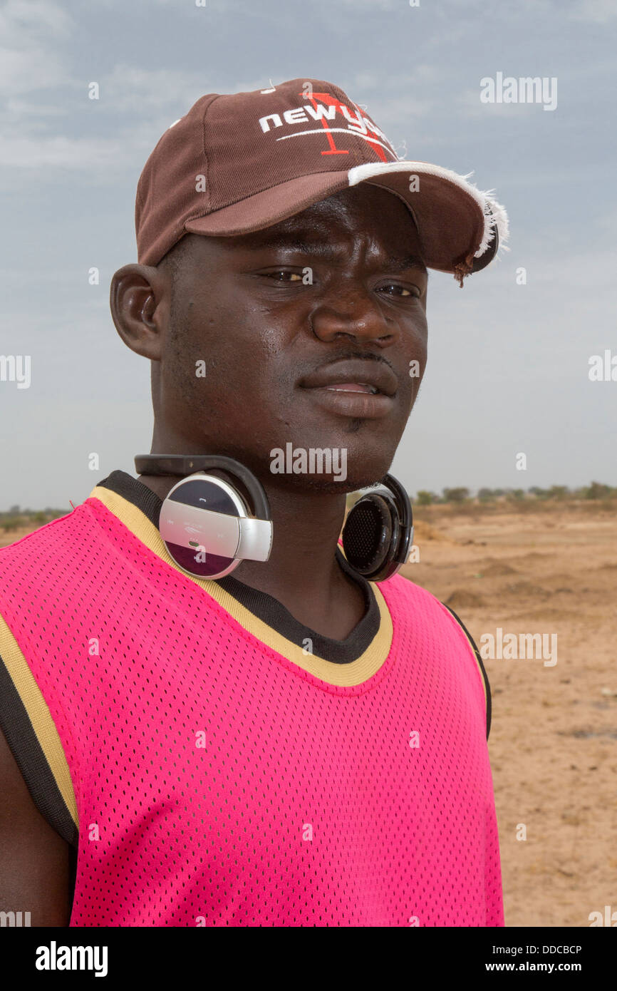 Agriculteur sénégalais de l'Ethnie Sérère. Kaolack, Sénégal. Banque D'Images