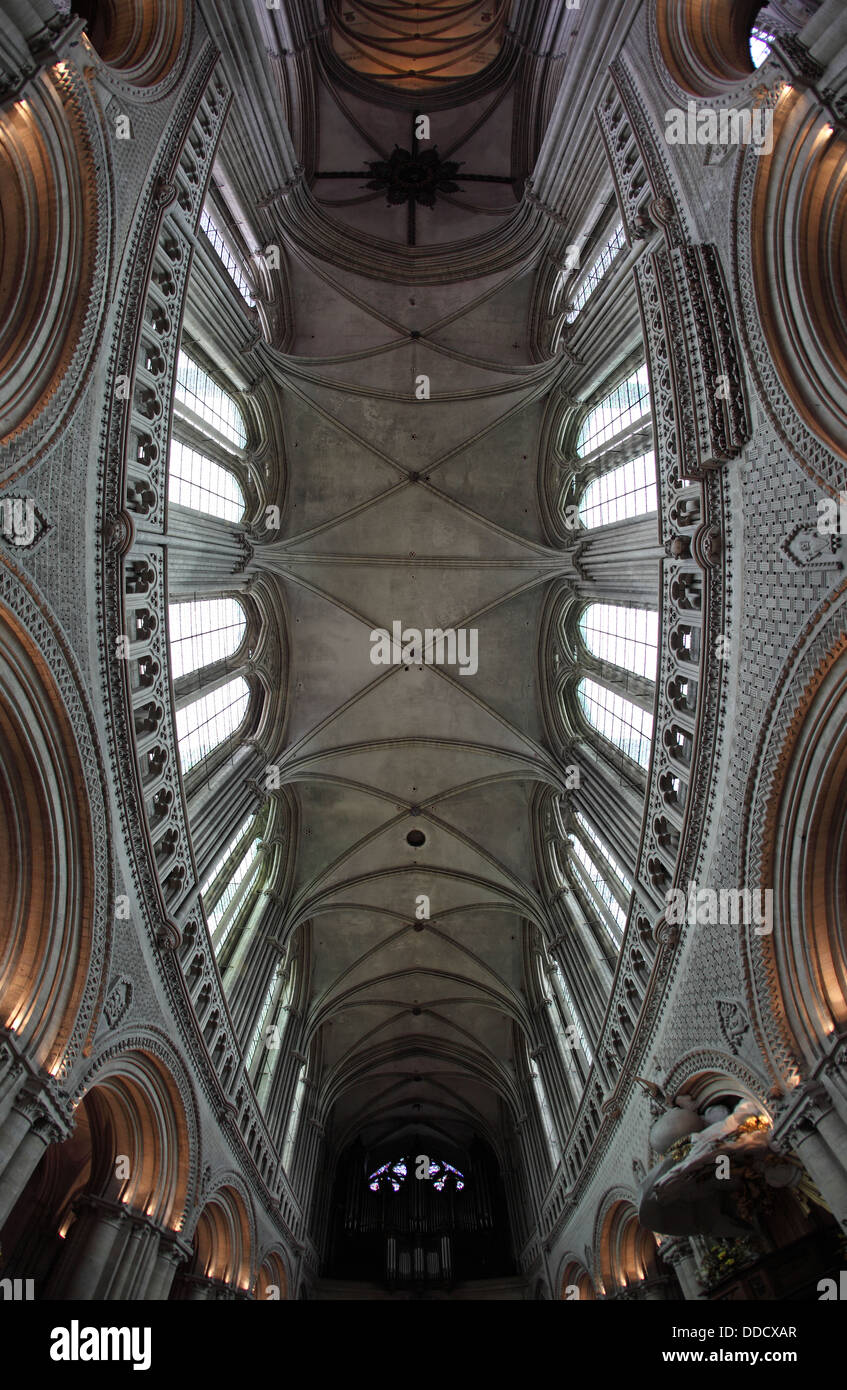 L'intérieur de toit de la cathédrale de Bayeux, plafond de la Nef Banque D'Images