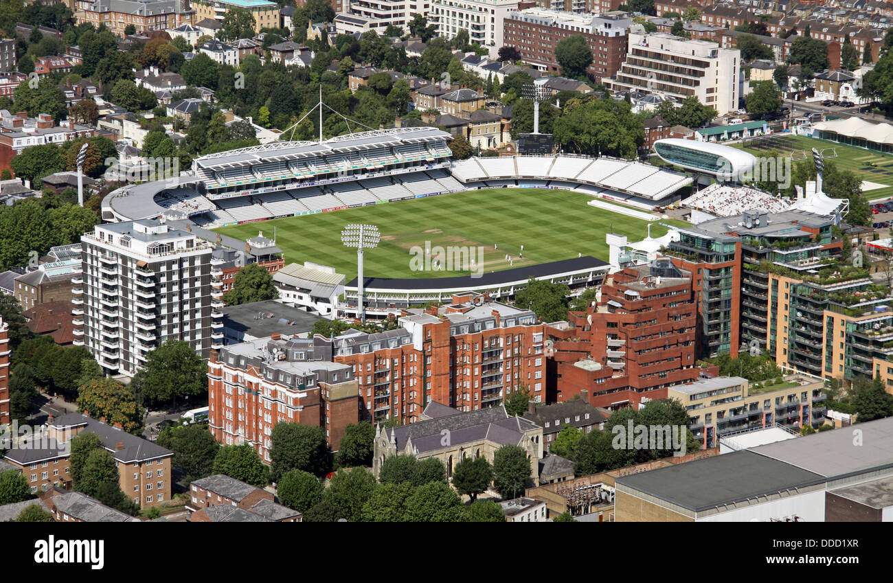 Vue aérienne des Lords Cricket Ground, accueil de la MCC, St John's Wood, Londres Banque D'Images