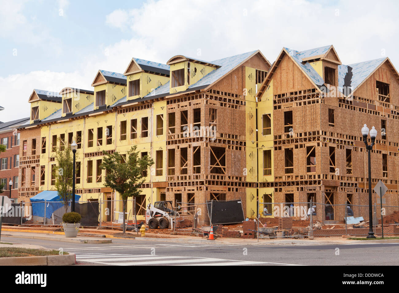 Nouveau complexe à plusieurs logements en construction - Virginia USA Banque D'Images