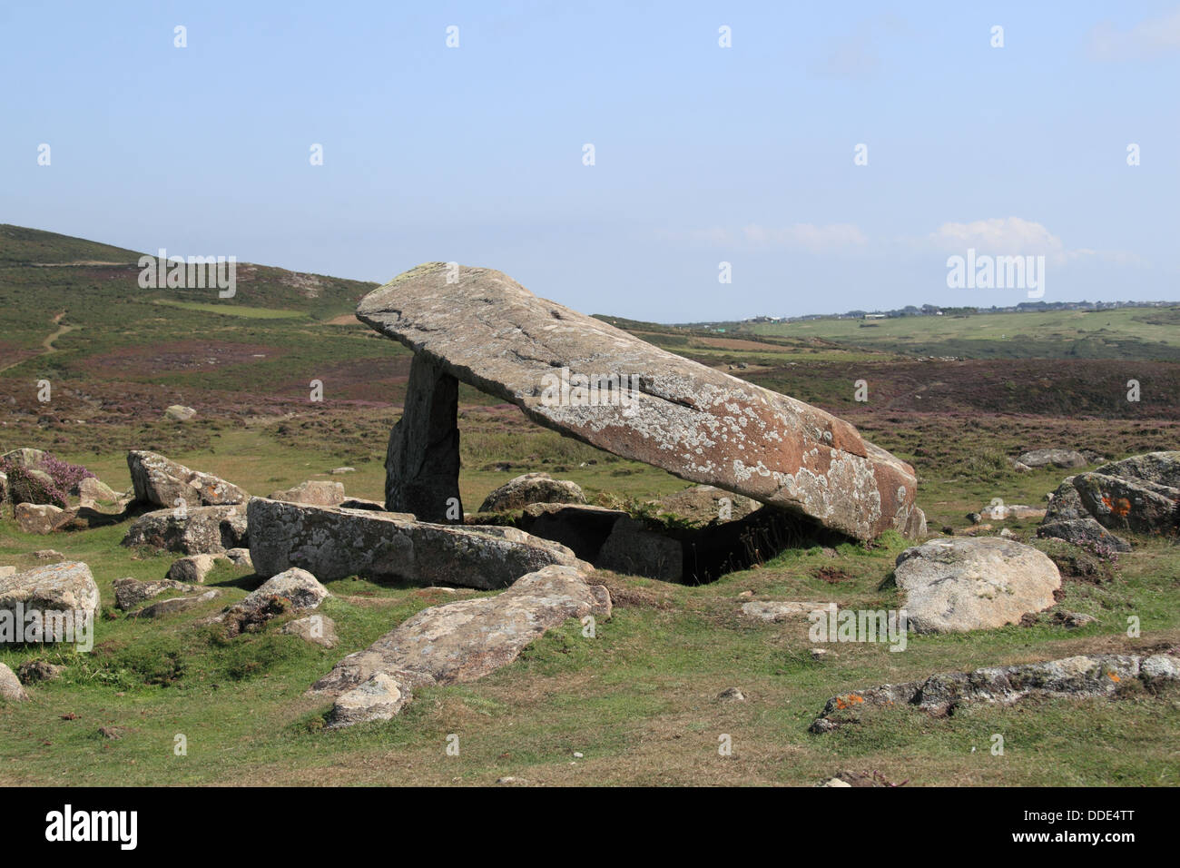 Arthur's Quoit, nouvelle chambre funéraire de l'âge de pierre, St David's Head, Pembrokeshire, Pays de Galles, Grande-Bretagne, Royaume-Uni, UK, Europe Banque D'Images