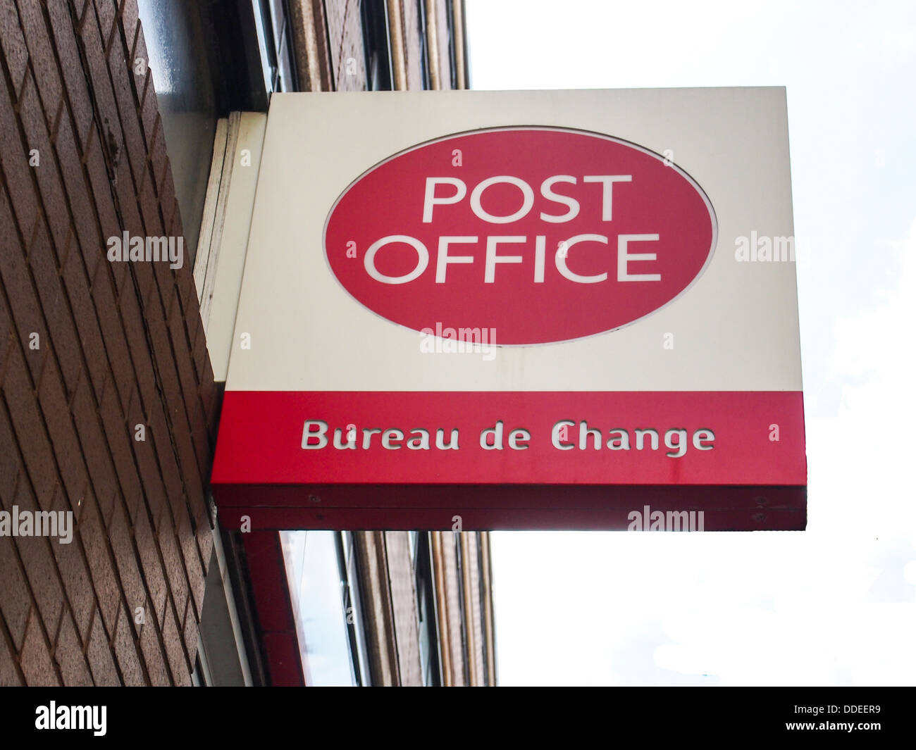 Un bureau de poste et bureau de change sur le côté d'un bureau de poste au Royaume-Uni Banque D'Images