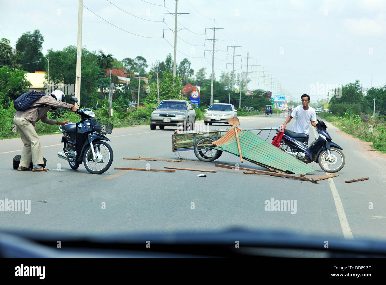 Accident de la route, RTC, RTA, petit accident de la route, le Cambodge. Banque D'Images