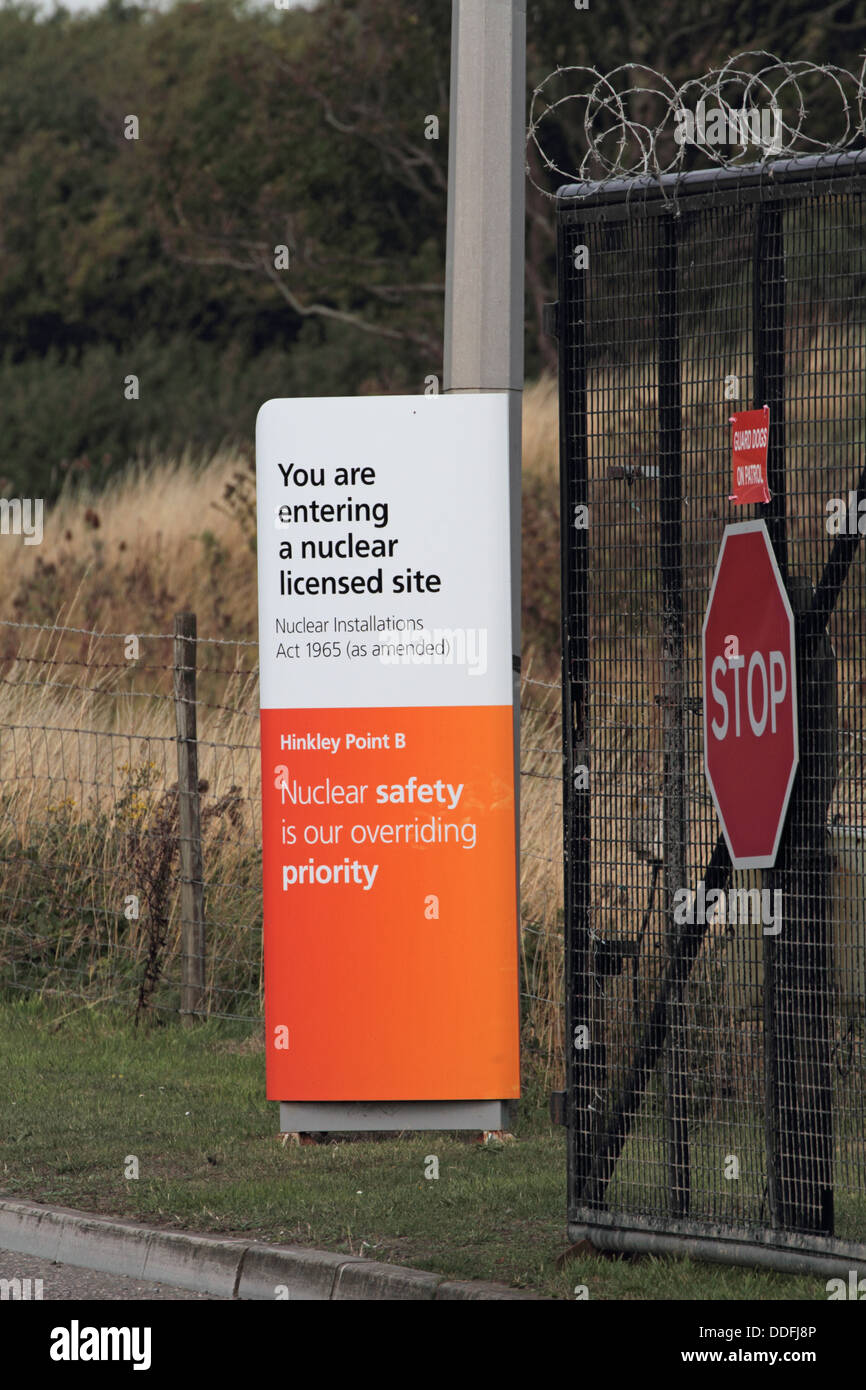 Inscrivez-vous à l'entrée centrale nucléaire de Hinkley Point. Somerset. UK Banque D'Images