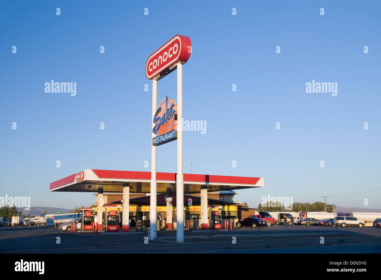 Conoco station essence, Ellensburg, comté de Kittitas, Washington, Washington, États-Unis Banque D'Images