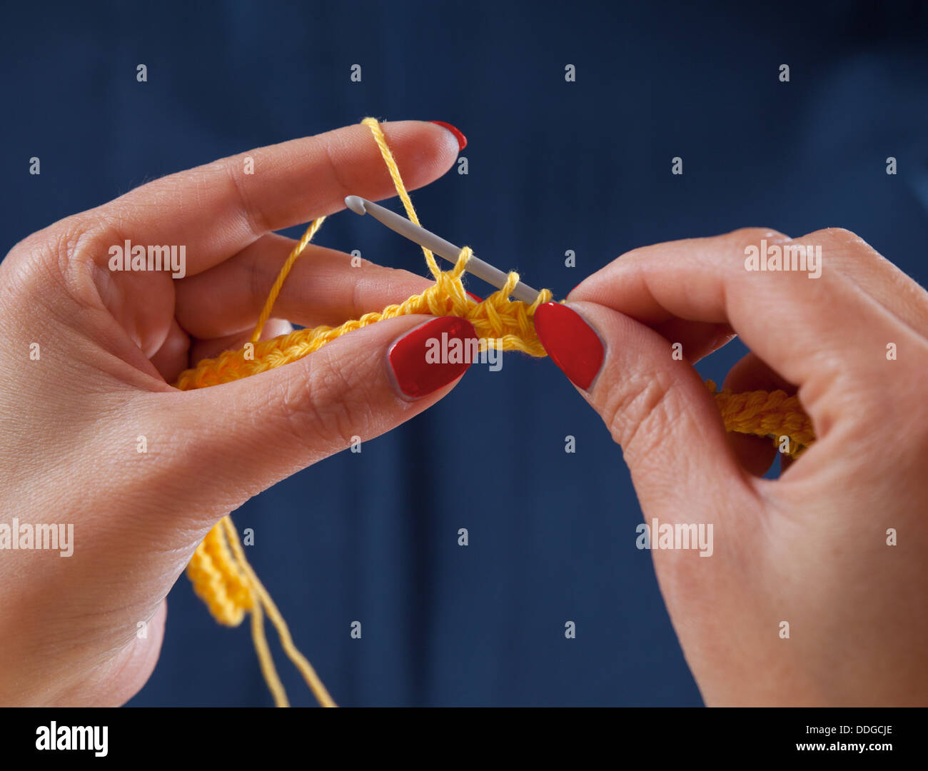 Détail technique au crochet - crochet simple démarrage avec crochet de  taille moyenne Photo Stock - Alamy