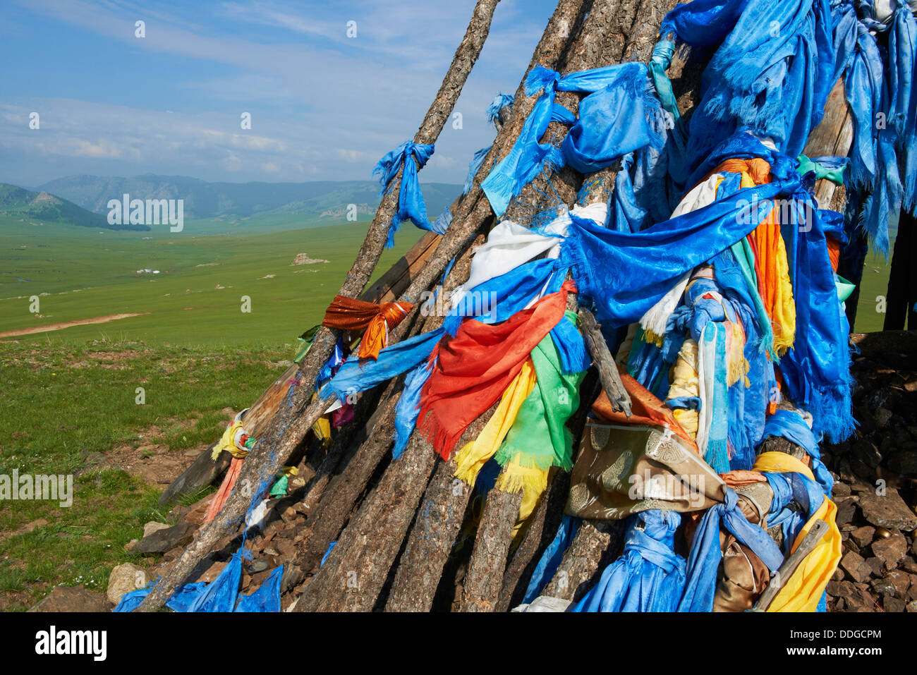 La Mongolie, l'Arkhangai, vallée de la Steppe jaune, Ovo, monument bouddhiste Banque D'Images