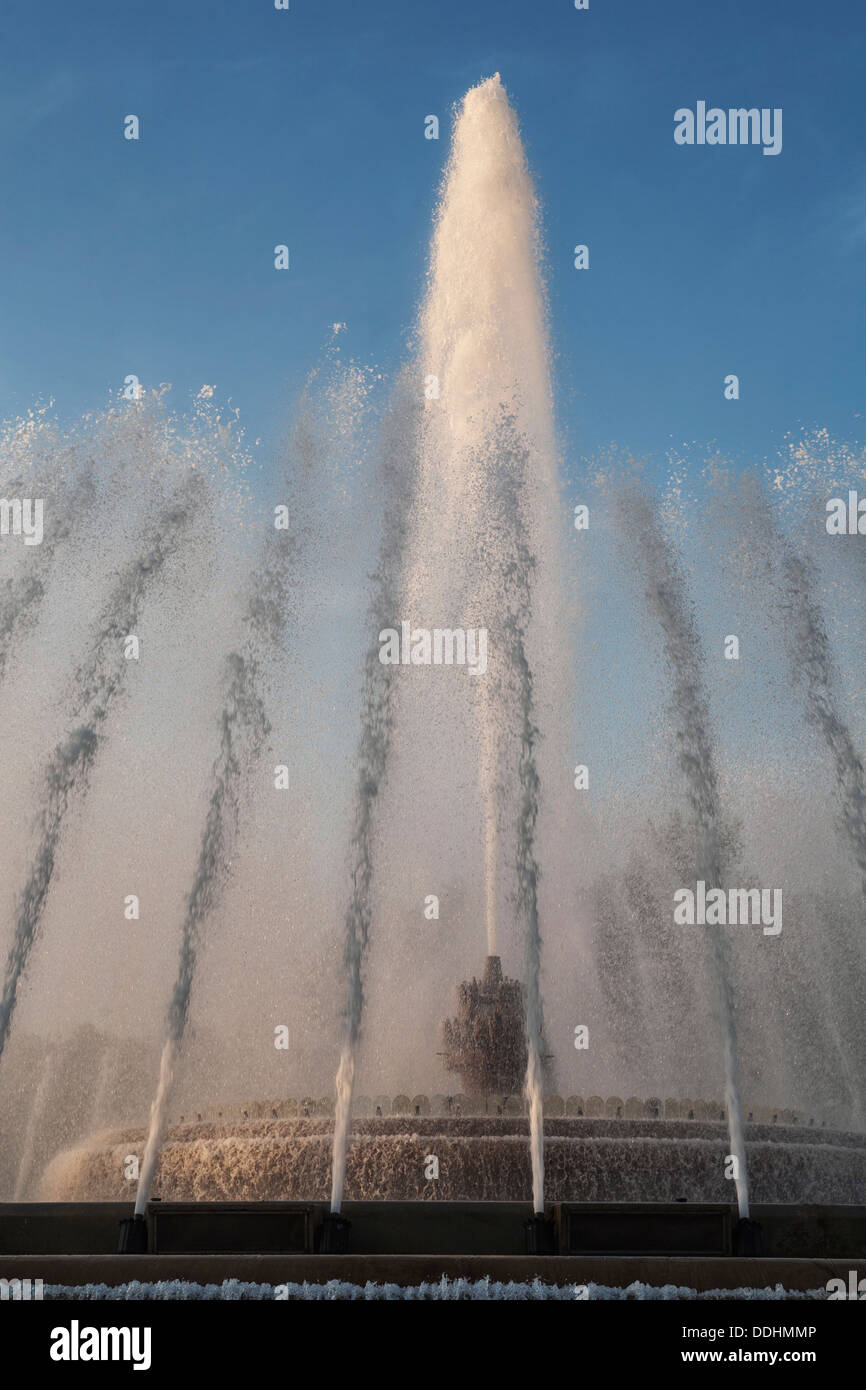 Espagne, vue de Palau avec fontaine National Banque D'Images