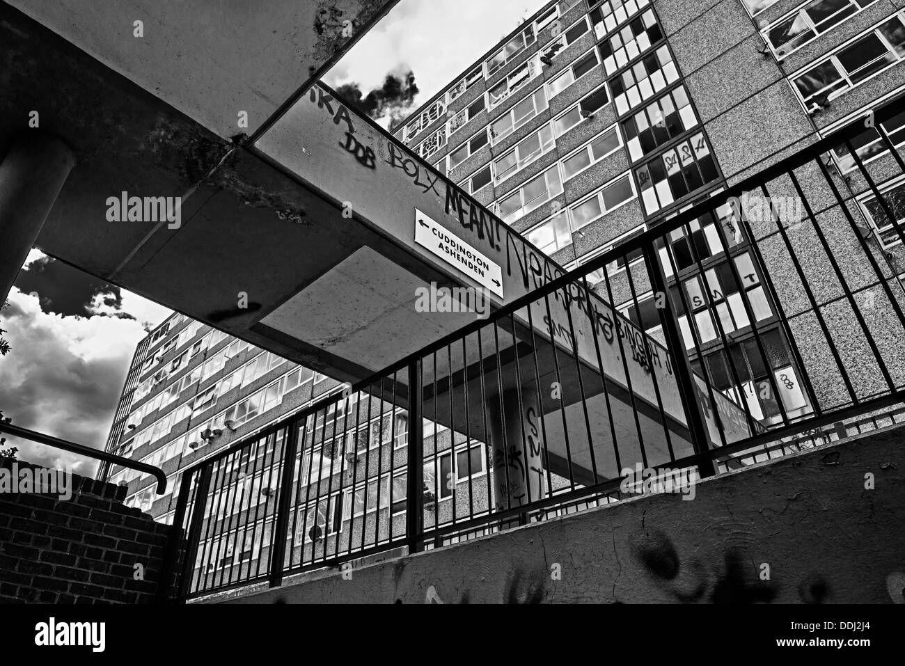 Le Heygate Estate est situé dans la région de Walworth, Southwark, et le sud de Londres. Le domaine est actuellement en cours de démolition. Banque D'Images