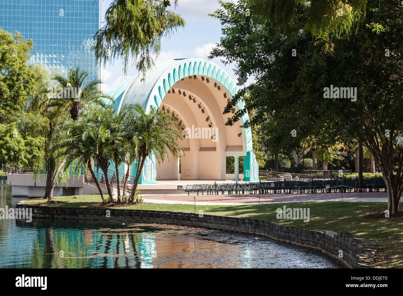 Walt Disney bandshell amphithéâtre au bord du lac Eola à Orlando, Floride Banque D'Images