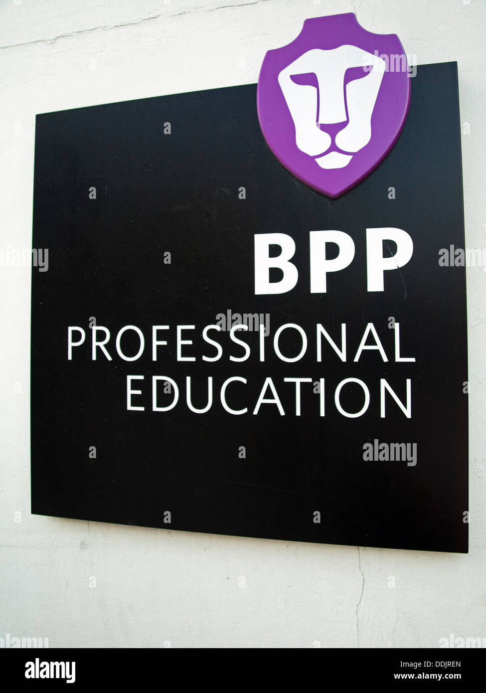 BPP University College logo, Pentonville Road, Londres, Angleterre, Royaume-Uni Banque D'Images