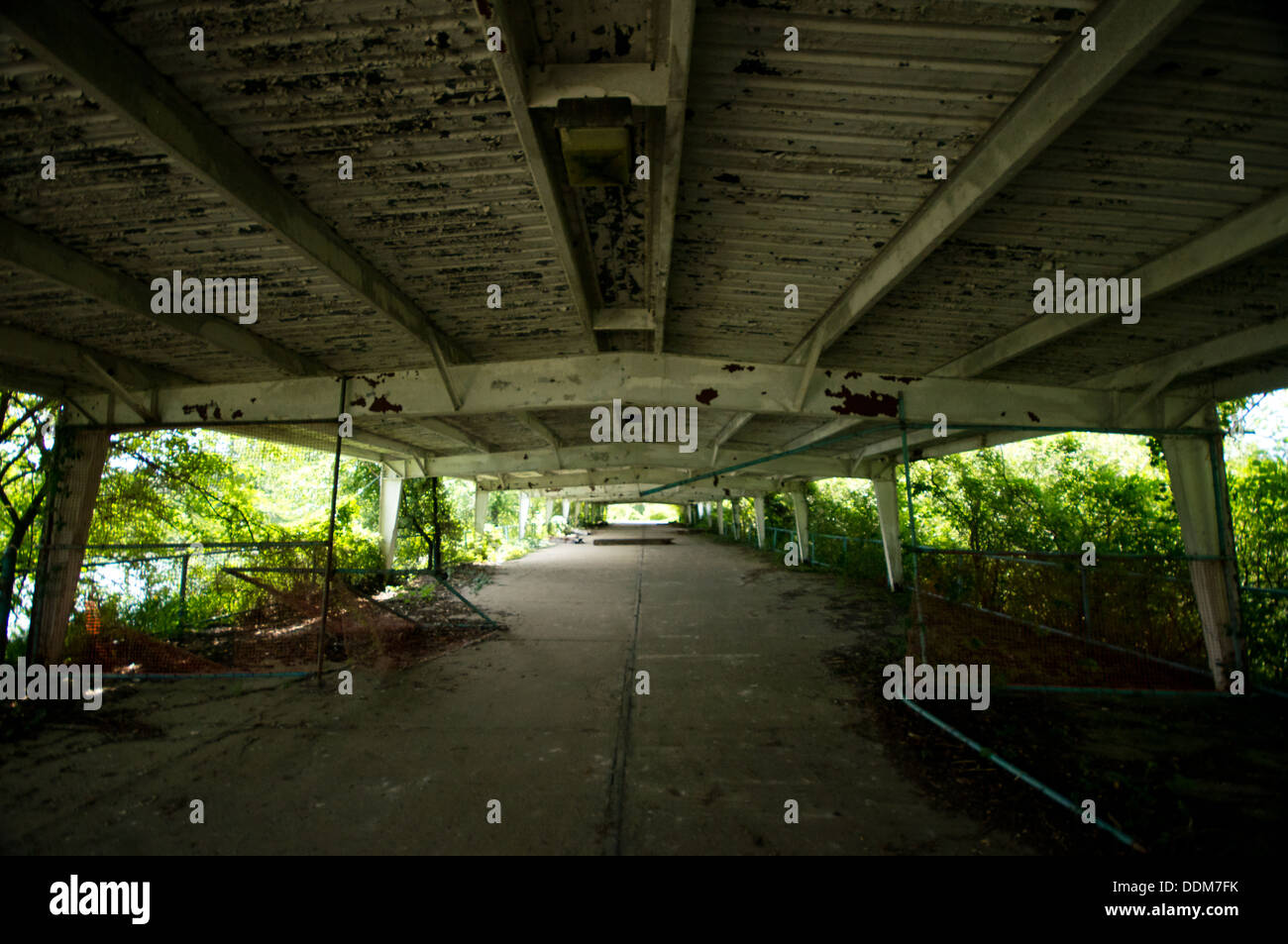 Le terminal des ferries en décomposition à l'abandonné Boblo Island amusement park, à Amherstburg, Ontario, Canada. Banque D'Images