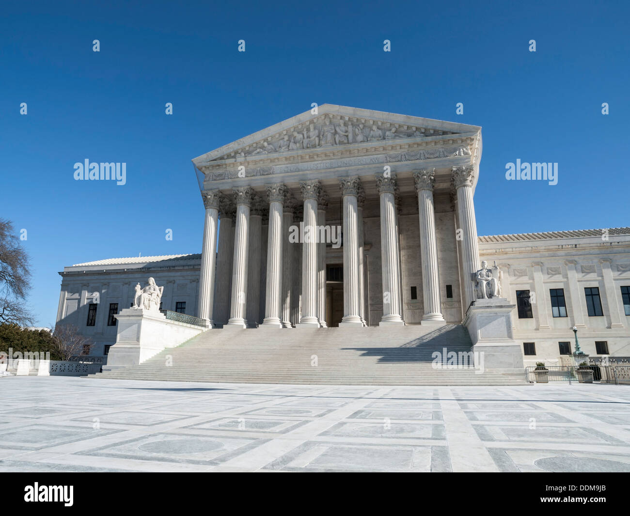 Extérieur du bâtiment de la Cour suprême à Washington DC, USA. Banque D'Images