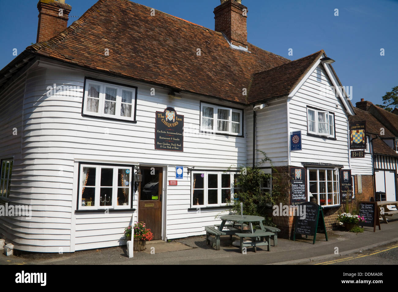 L'Angleterre Kent North Harrow Chequers Inn sur la rue un 14thc Coaching Inn Banque D'Images