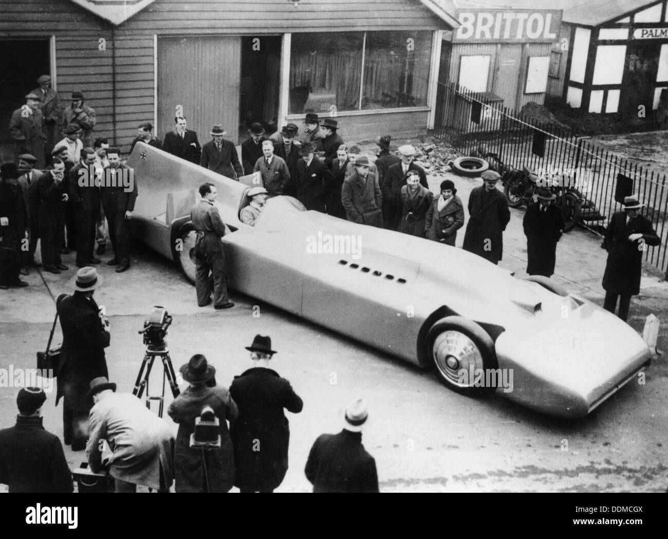 Malcolm Campbell photographiée dans Bluebird, 1935. Créateur : Inconnu. Banque D'Images