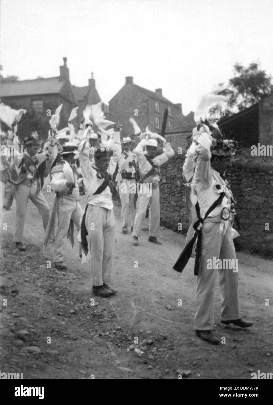 Winster Morris Dancers, Derbyshire, 1908. Artiste : Inconnu Banque D'Images