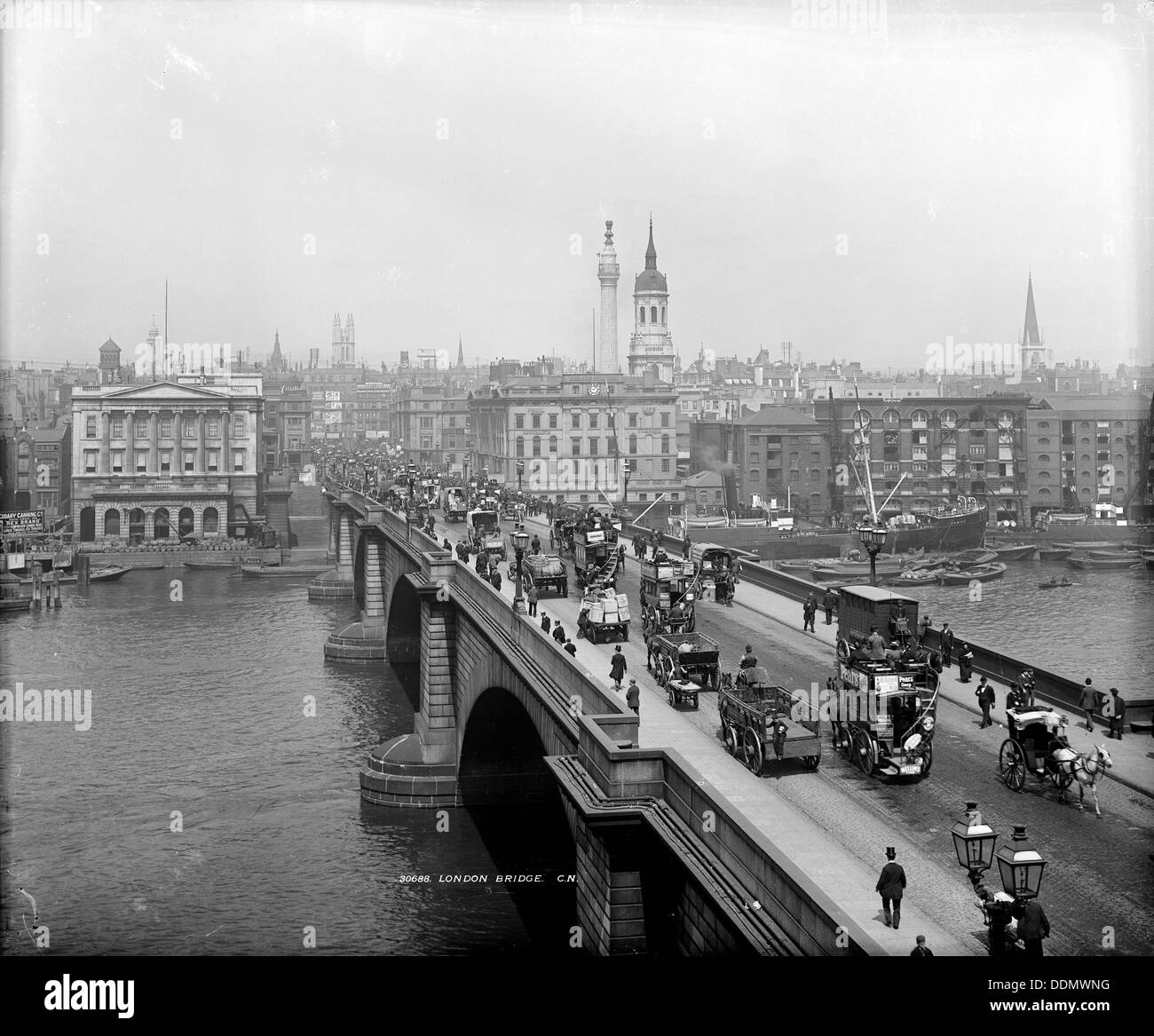 Le Pont de Londres, ville de Londres, c1900. Artiste : Inconnu Banque D'Images