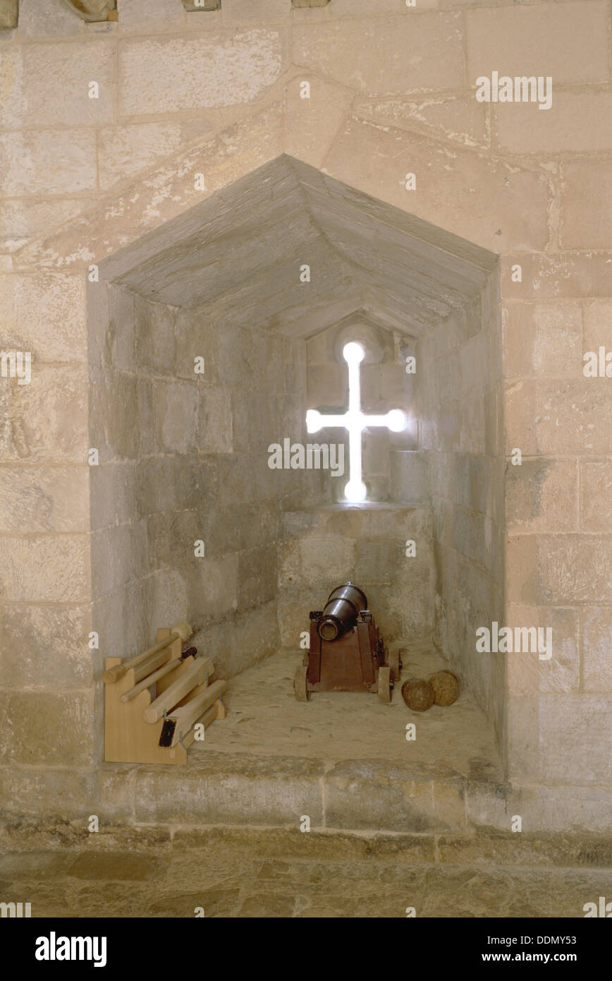 Équipements canon, Château de Portland, Weymouth, Dorset, 1998. Artiste : J Bailey Banque D'Images