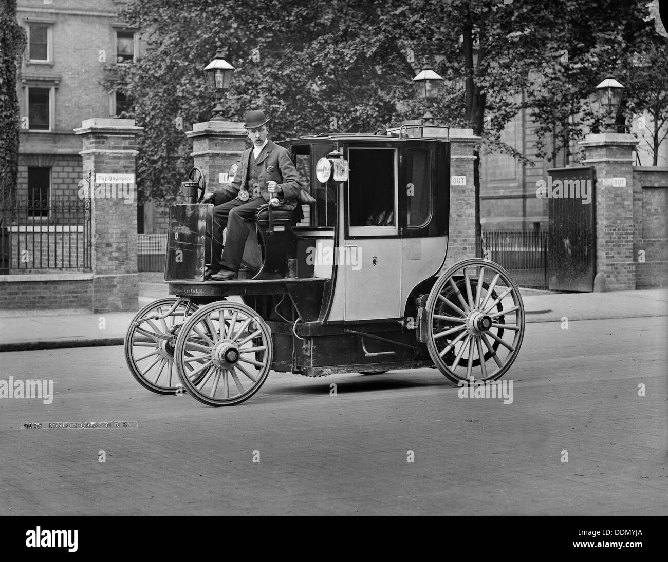 Un moteur et de la cabine conducteur, London, c1900. Artiste : York & Fils Banque D'Images