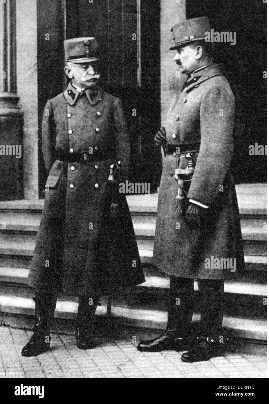 Conrad von Hoetzendorf, Franz, 11.11.1852 - 25.8.1925, général autrichien, chef d'état-major de l'armée austro-hongroise 12.12.1912 - 1.3.1917, pleine longueur, vers 1915, Banque D'Images