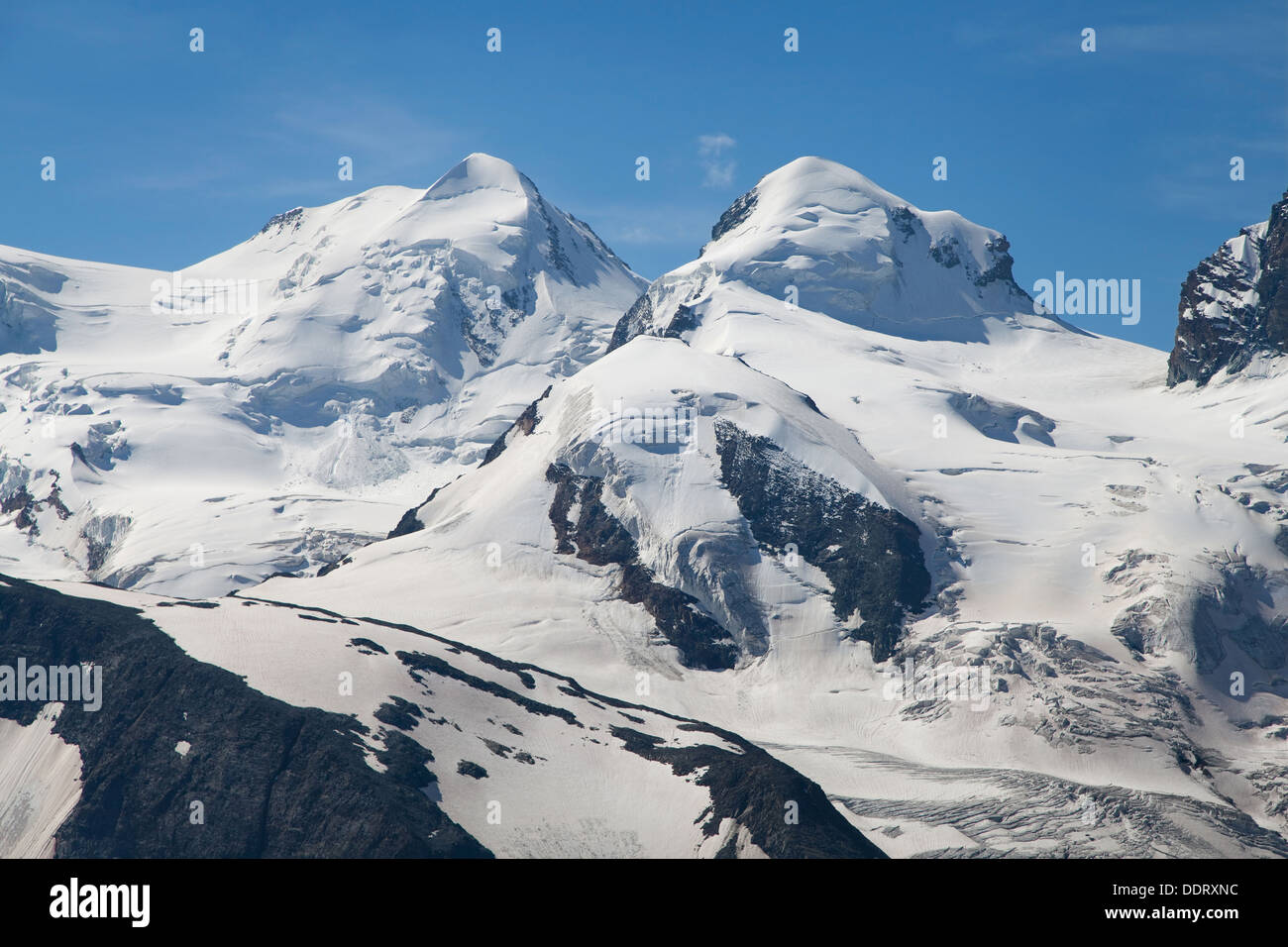 Castor et Pollux sommets dans les Alpes Pennines du Gornergrat, Suisse. Banque D'Images