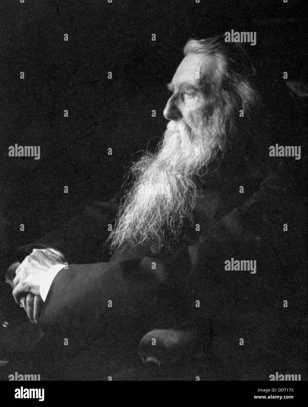 John Ruskin, l'artiste anglais, poète et critique, c1897. Artiste : Otto Emil Hoppe Banque D'Images