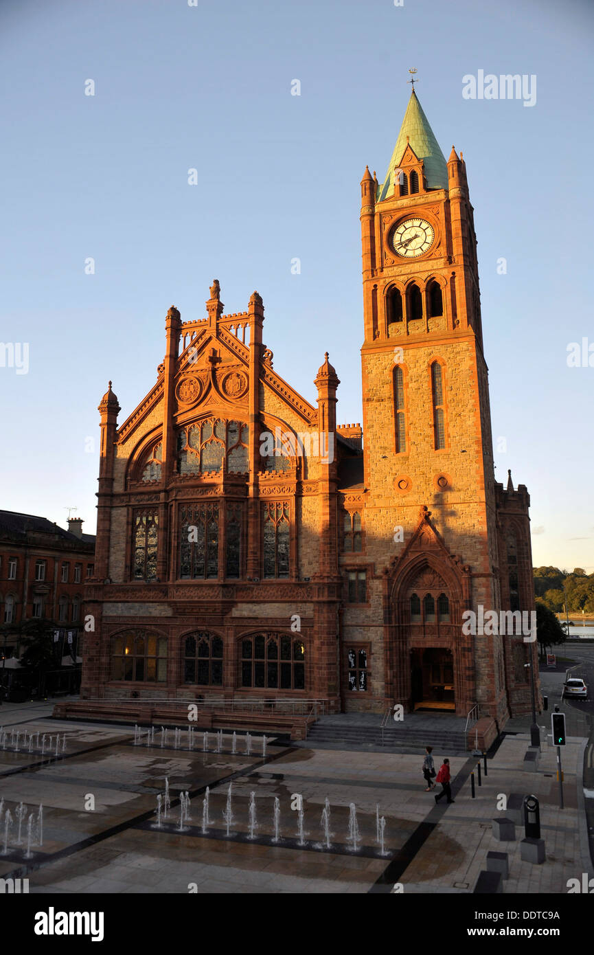 La maison a été construite en 1887 par l'Honorable la société irlandaise sur des terres gagnées sur le fleuve Foyle à un coût de £19 000. Banque D'Images