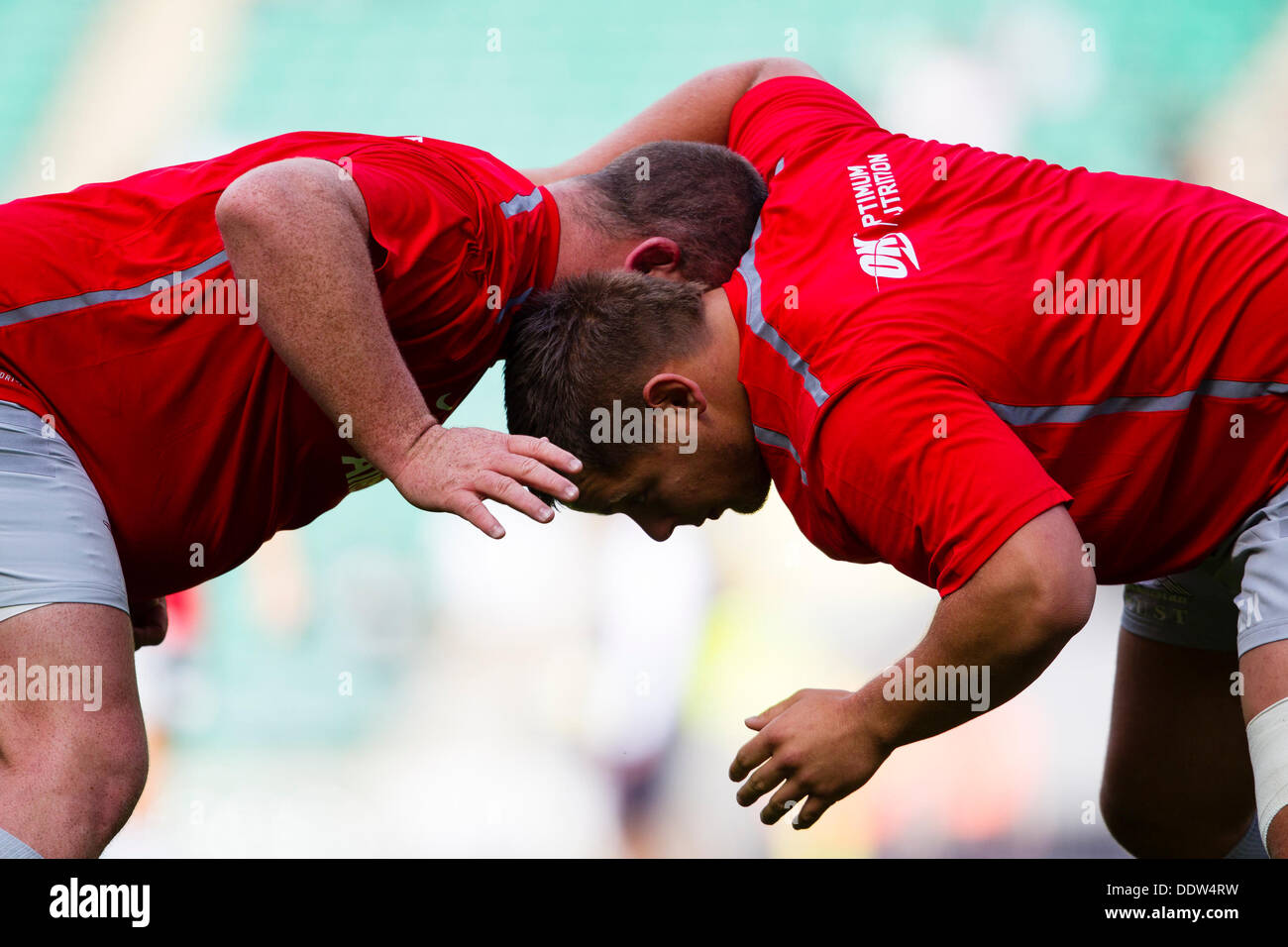 Londres, Royaume-Uni. 7 septembre 2013. Action de London Irish vs Saracens dans l'Aviva Premiership match de coupe Double Londres joué au stade de Twickenham, Londres. Credit : Graham Wilson/Alamy Live News Banque D'Images