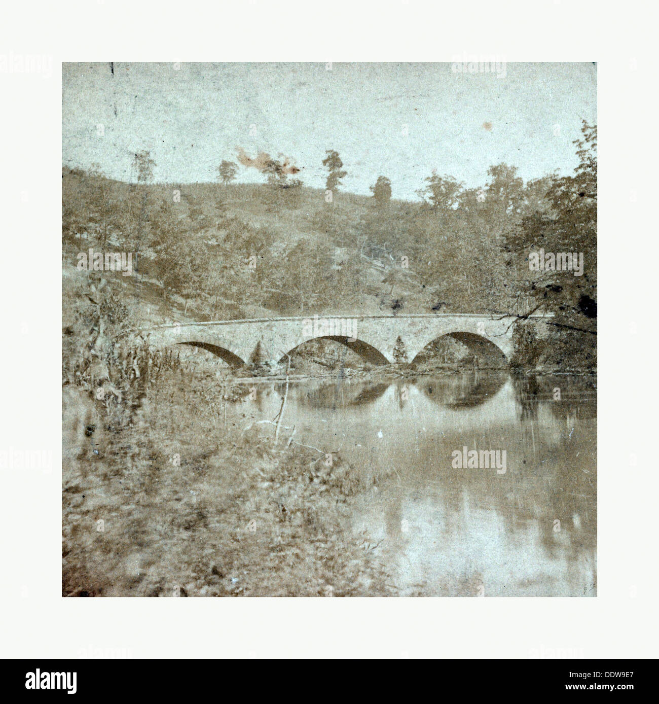 American Civil War : Pont d'Antietam, sur Sharpsburgh Turnkpike et Maryland, un pont de pierre sur une rivière. Photo, à l'albumine Banque D'Images