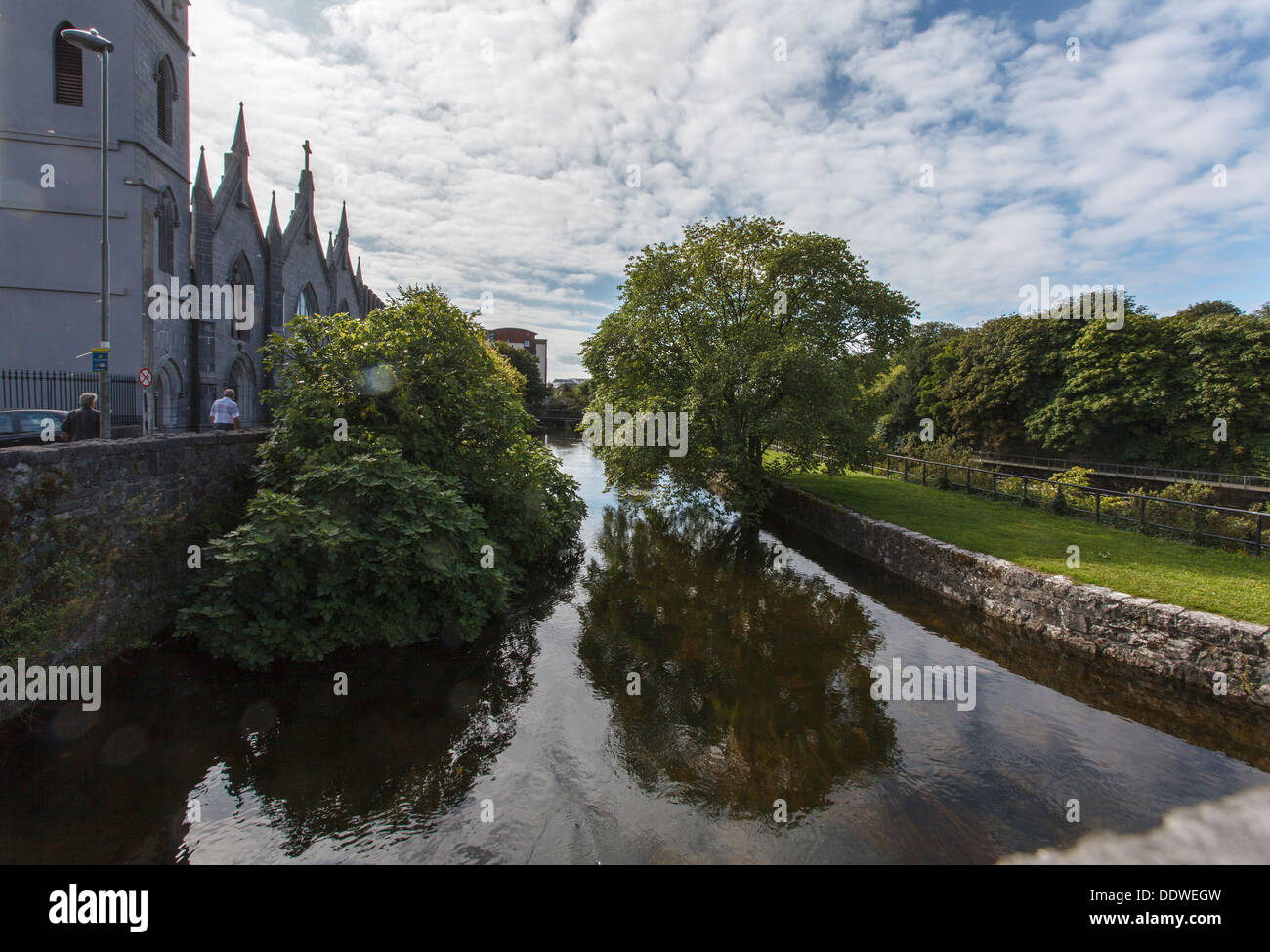 La rivière Corrib Galway en Irlande. Banque D'Images