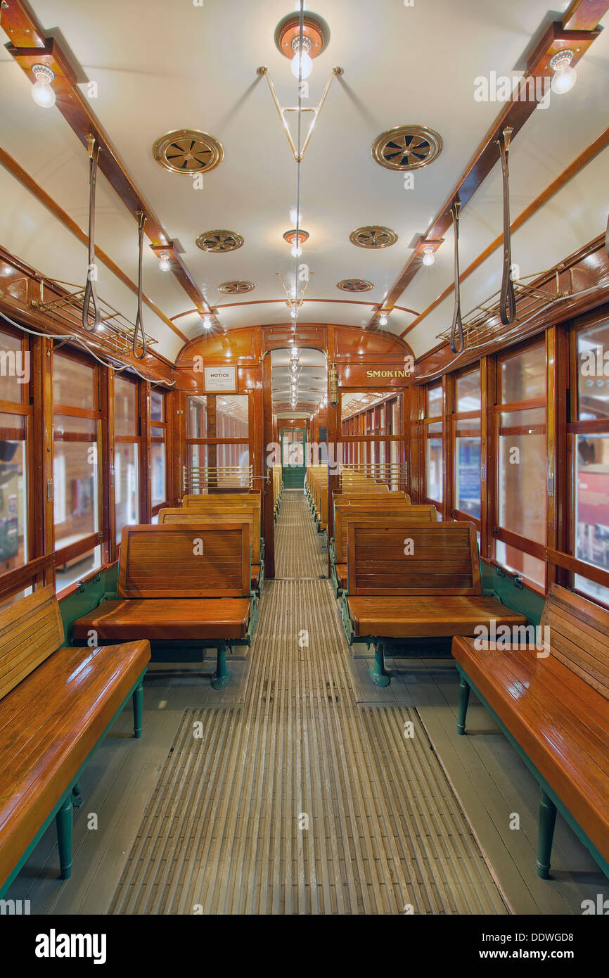 Vieux tramway dans l'historique Banque de photographies et d’images à ...
