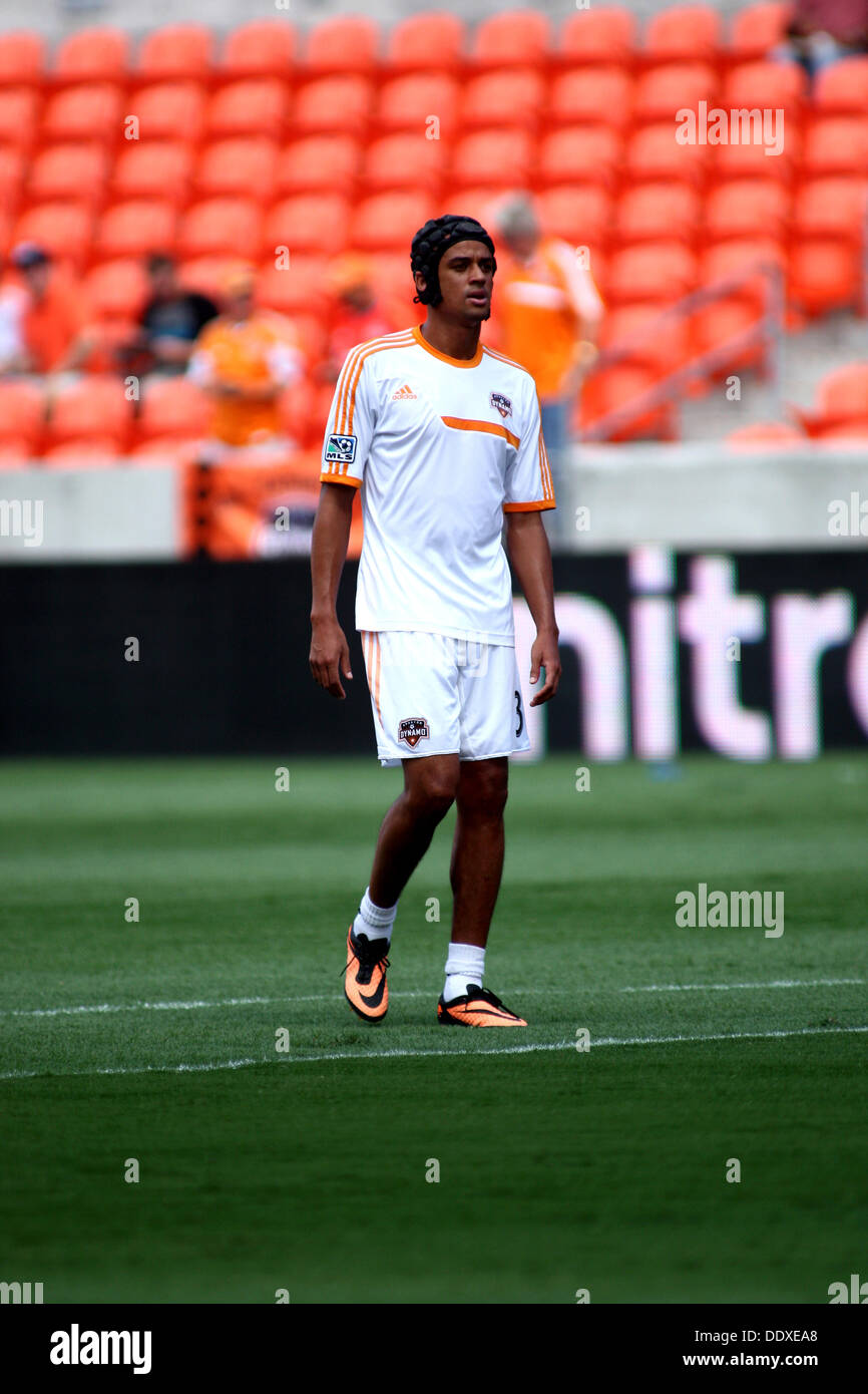 Houston, Texas, USA. Sep 8, 2013. 08 SEP 2013 : Dynamo de Houston l'avant Calen Carr # 3 se réchauffe avant le match de saison régulière MLS Houston Dynamo entre le et le New York Red Bulls de stade BBVA Compass à Houston, TX. Credit : csm/Alamy Live News Banque D'Images