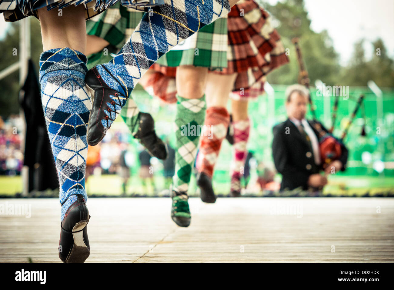 Braemar, Ecosse, Royaume-Uni. 7 septembre 2013 : concours de danse au cours de l'Assemblée Braemer Highland Games à la Princesse Royale et le duc de Fife Memorial Park Banque D'Images