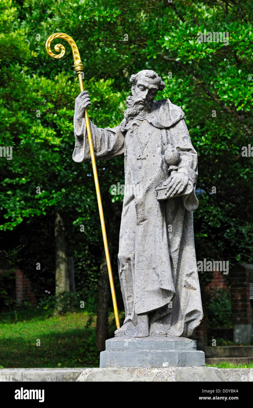 Statue de saint Benoît, de style néo-gothique, construit la société Archabbey 1897-1899, près de Landsberg, en Bavière Banque D'Images