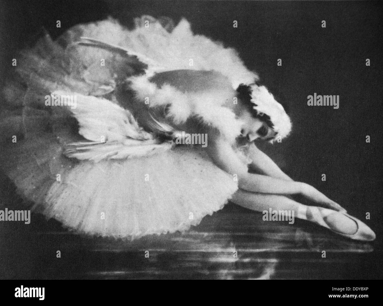 Anna Pavlova dans 'Le Cygne', 20e siècle. Artiste : Inconnu Banque D'Images