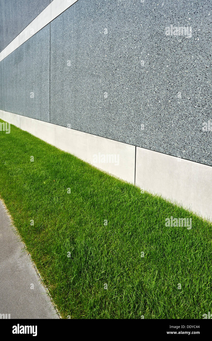 Mur d'un bâtiment à une frontière, nouveau bâtiment de Munich Re, Mandlstrasse street, Munich, Bavière Banque D'Images