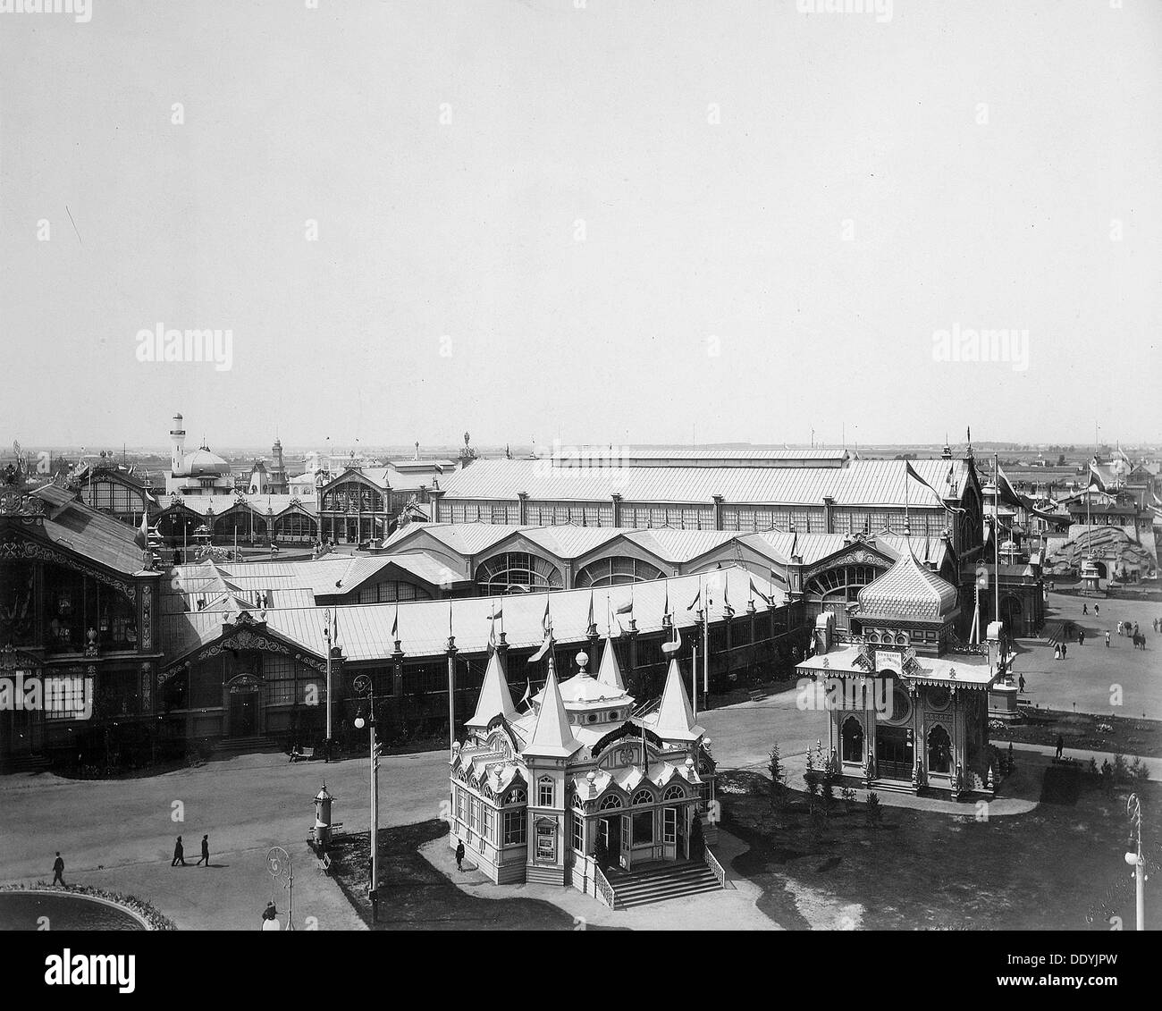 Vue générale, le parc des expositions All-Russia, Nizhny Novgorod, Russie, 1896. Artiste : Maxim Dmitriev Banque D'Images