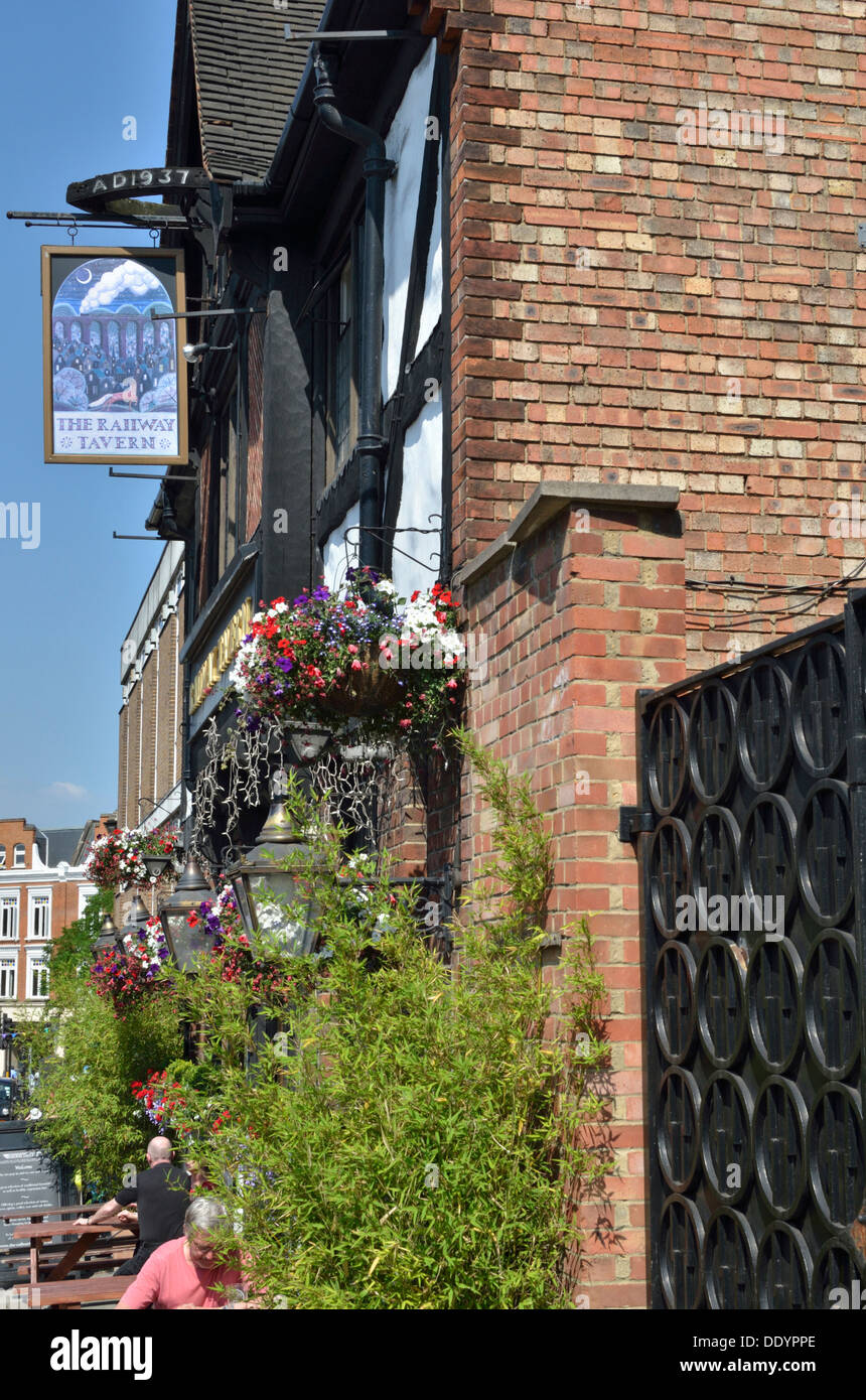 La Railway Tavern à Crouch End, Londres, Royaume-Uni. Banque D'Images