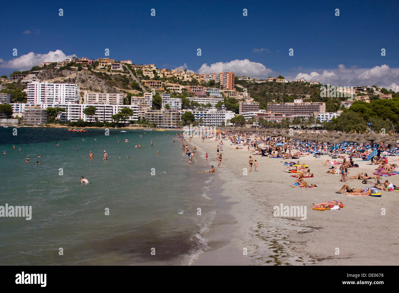 Plage de Santa Ponsa, Majorque, Espagne, Europe Banque D'Images